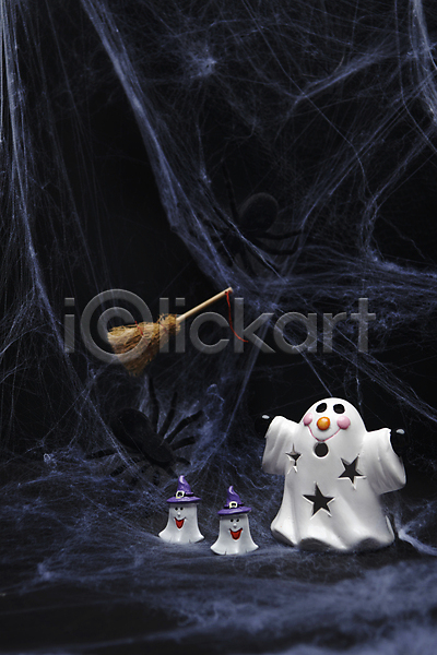 사람없음 JPG 포토 가을(계절) 거미줄 검은색 모형 미니어처 빗자루 스튜디오촬영 오브젝트 유령 할로윈