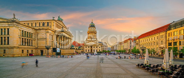 사람없음 JPG 포토 해외이미지 건축양식 도시 도시풍경 도심 독일 랜드마크 새벽 센터 수도권 스카이라인 야간 여행 유럽 일몰 탑 파노라마 풍경 하늘 해외202310 해외포토 황혼