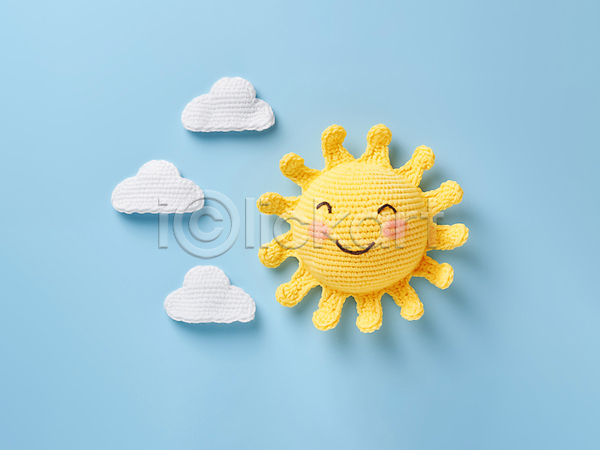 사람없음 JPG 디지털합성 아이콘 편집이미지 구름(자연) 날씨 뜨개인형 뜨개질 미소(표정) 이모티콘 재질 질감 태양 털실 편집소스