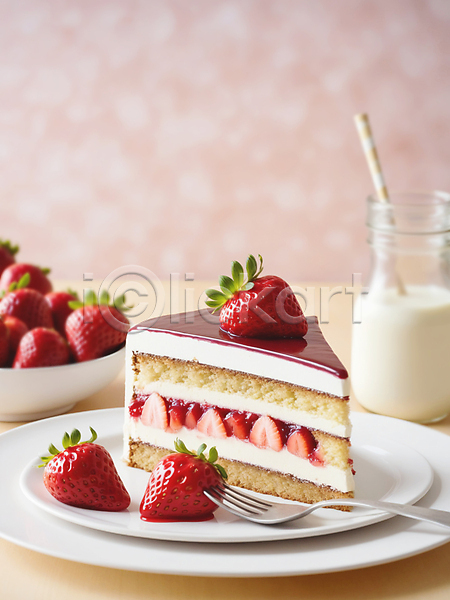 달콤 사람없음 JPG 편집이미지 단면 디저트 딸기 딸기케이크 빨간색 빨대 우유 잎 접시 조각케이크 케이크 포크