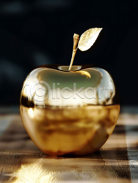 사람없음 JPG 디지털합성 편집이미지 금색 물가상승 백그라운드 사과 잎 편집소스 황금 황금사과
