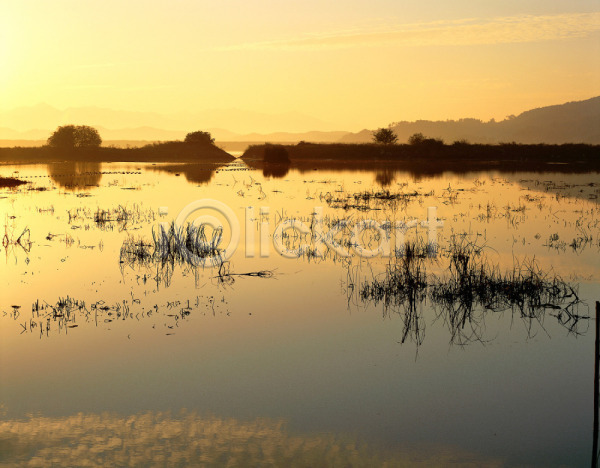 사람없음 JPG 포토 노을 물 산 습지 야외 우포늪 일몰 일출 자연 주간 풍경(경치) 하늘