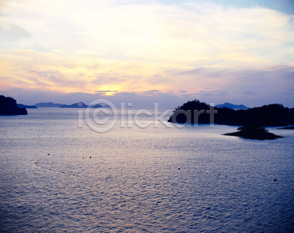 사람없음 JPG 포토 바다 산 섬 야외 일몰 자연 주간 태양 풍경(경치) 하늘 해 해남