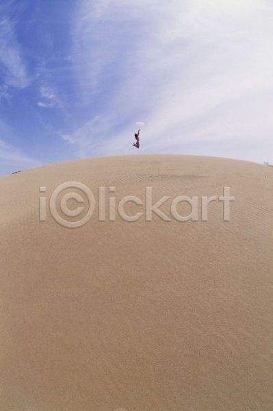 사람 여자 여자만 여자한명만 한명 JPG 포토 누드 사막 야외 자연 주간 풍경(경치)