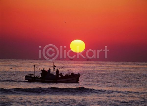 JPG 포토 교통 노을 바다 배(교통) 수상교통 야외 어선 어업 일몰 일출 자연 자연현상 태양 풍경(경치) 하늘 해