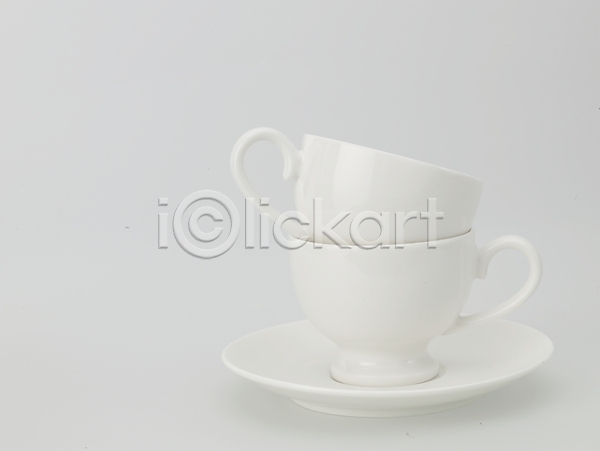 사람없음 JPG 포토 가로 누끼 생활용품 스튜디오촬영 식기 실내 인테리어 주방용품 찻잔 커피잔 컵받침 흰색