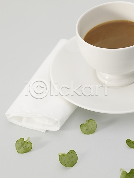 사람없음 JPG 근접촬영 포토 하이앵글 나뭇잎 냅킨 스튜디오촬영 실내 음료 음식 잎 찻잔 초록색 커피 커피잔