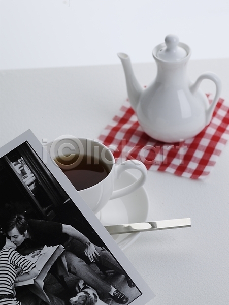 추억(회상) 사람없음 JPG 포토 하이앵글 기념사진 냅킨 메모리 숟가락 스튜디오촬영 실내 음식 주전자 찻잔 커피 커피잔 탁자 티스푼