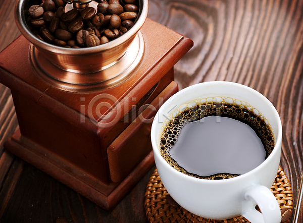 사람없음 JPG 세피아 포토 해외이미지 갈색 검은색 그라인더 내부 디자인 머그컵 백그라운드 에스프레소 음료 음식 카페 카페인 카피스페이스 커피 컵 해외202004