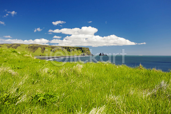 사람없음 JPG 포토 해외이미지 구름(자연) 모래 물 산 아이슬란드 야외 여름(계절) 여행 유럽 태양 풍경(경치) 하늘 해외202004