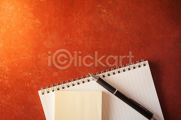 아이디어 사람없음 JPG 포토 해외이미지 공백 공책 기록 다이어리 디자인 백그라운드 복고 빨간색 종이 페이지 펜 해외202004