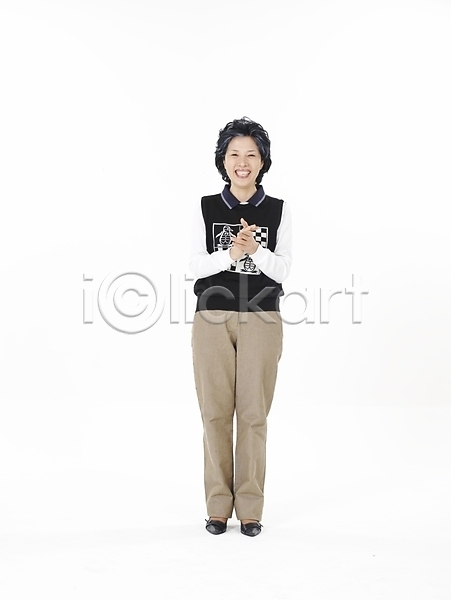 60대 노년 노인여자한명만 동양인 사람 여자 한국인 한명 JPG 포토 골프웨어 누끼 박수 세로 스튜디오촬영 실내 실버(노인) 전신 포즈 할머니