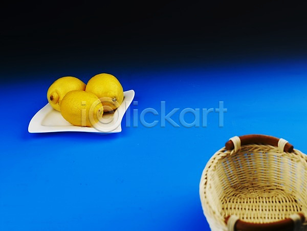 신선 사람없음 JPG 포토 과일 그릇 노란색 농작물 레몬 바구니 세개 소쿠리 스튜디오촬영 식물 실내 음식 접시