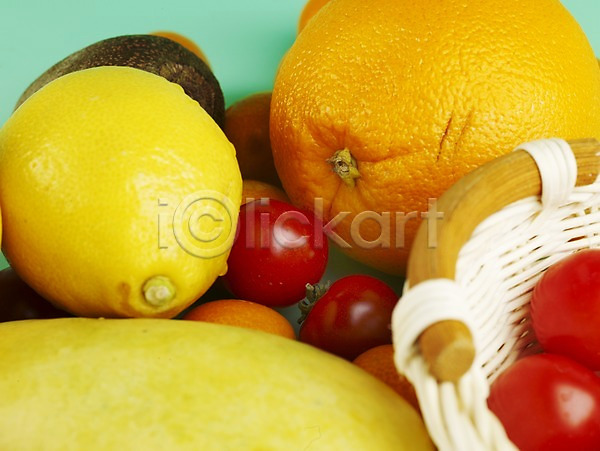 신선 사람없음 JPG 근접촬영 포토 과일 금귤 노란색 농작물 레몬 망고 바구니 방울토마토 빨간색 스튜디오촬영 식물 실내 여러개 오렌지 음식 채소 키위 토마토