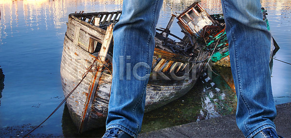 구출 탈출 사람 사람없음 JPG 포토 해외이미지 문제 바다 보트 불법 소셜 안전 옛날 포트 해외202004 해외포토