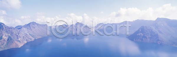 사람없음 JPG 포토 구름(자연) 백두산 산 야외 자연 주간 천지 파노라마 풍경(경치) 하늘