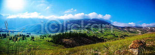 신선 사람없음 JPG 포토 해외이미지 가문비나무 계곡 계절 구름 나무 내추럴 맑음 밭 봄 산 숲 시골 알프스 야외 언덕 여름 여행 자연 장면 정상 초록색 초원 파노라마 파란색 풍경 하늘 해외202004 해외포토 햇빛 환경 휴가