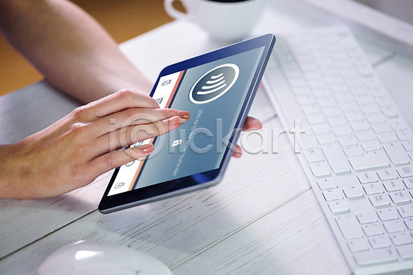 전자상거래 사람없음 JPG 포토 해외이미지 쇼핑 신용카드 온라인 온라인쇼핑 인터넷 체크카드 키보드 태블릿 터치 터치스크린 해외202004