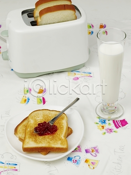 사람없음 JPG 포토 디저트 딸기잼 빵 스프레드(음식) 식빵 실내 우유 음식 잼 제빵 토스트 토스트기