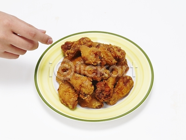 신체부위 JPG 포토 그릇 손 스튜디오촬영 안주 야식 요리 음식 접시 치킨 통닭 한국 한식 후라이드치킨