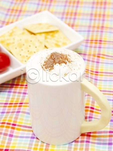 포토 디저트 방울토마토 생크림 음료 음식 잔 카푸치노 커피 컵 크래커