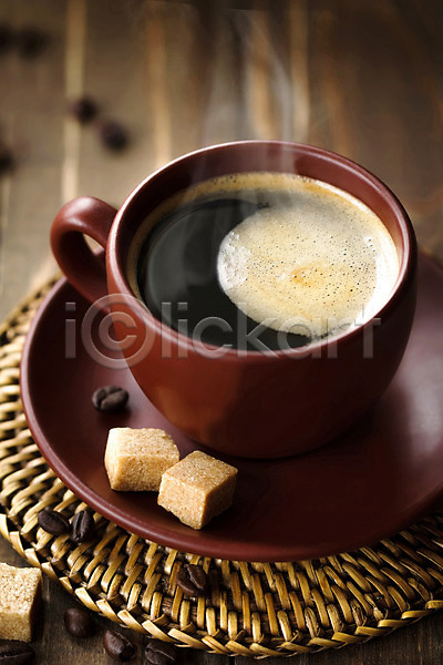 뜨거움 사람없음 JPG 포토 해외이미지 갈색 거품 검은색 단절 백그라운드 액체 에스프레소 음료 음식 초콜릿 카카오 커피 컵 코코아 탁자 해외202004