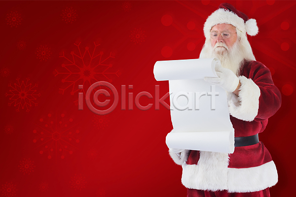 남자 노년 노인남자한명만 한명 JPG 앞모습 포토 해외이미지 들기 빨간색 산타클로스 상반신 읽기 종이 크리스마스 해외202004