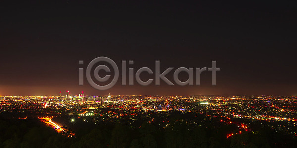 사람없음 JPG 포토 해외이미지 구름 백그라운드 별 비행기 빛 산 스카이라인 야간 여행 여행객 오렌지 자연 저녁 풍경 하늘 해외202004 해외포토 호주 휴가