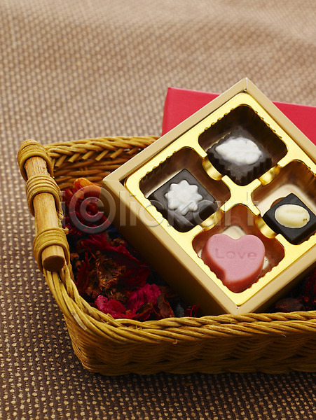 사람없음 JPG 포토 기념일 디저트 바구니 발렌타인데이 상자 선물 음식 초콜릿 포장