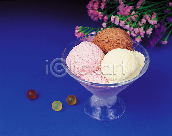 사람없음 JPG 근접촬영 포토 가로 꽃 디저트 실내 아이스크림 음식 컬러 파란색