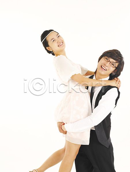 사랑 청춘(젊음) 20대 남자 두명 사람 성인만 여자 청년만 한국인 JPG 포토 감정 모델 서기 스튜디오촬영 커플 포옹 포즈 프로포즈 한쌍