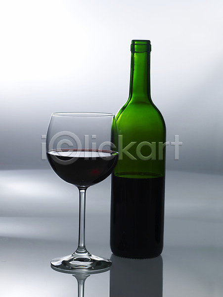사람없음 JPG 포토 레드와인 술병 식기 실내 알코올 와인 와인잔 주류 한병 한잔