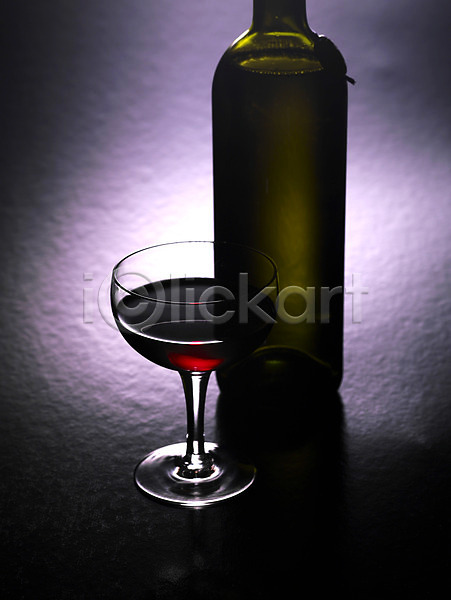 사람없음 JPG 포토 레드와인 술병 식기 실내 알코올 와인 와인잔 잔 주류 한잔