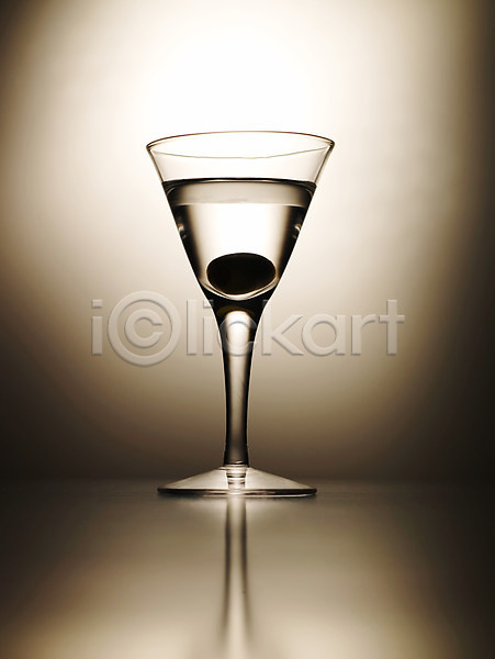 사람없음 JPG 포토 갈색 식기 실내 알코올 잔 주류 칵테일 칵테일잔 컬러 한잔