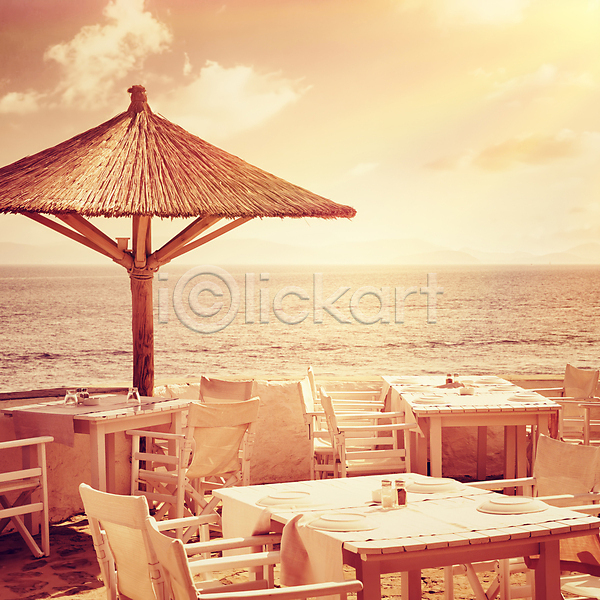 사람없음 JPG 포토 해외이미지 무료이미지 바다 식당 야외 의자 탁자 필터 해외202004 휴양지