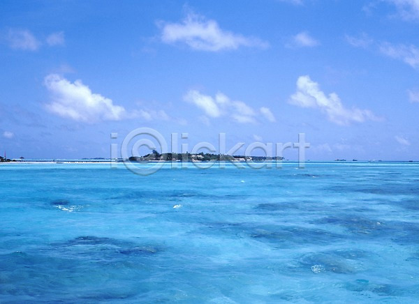 사람없음 포토 관광지 구름(자연) 몰디브 바다 서남아시아 서아시아 섬 세계 아시아 야외 외국문화 주간 쿠다반도스섬 풍경(경치) 하늘 해외 해외풍경 휴양지