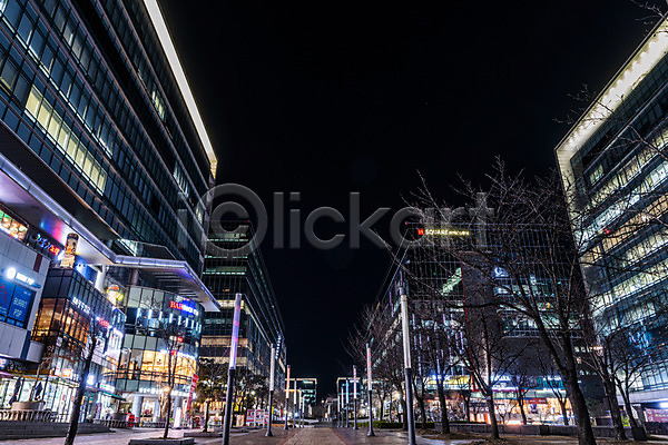 사람없음 JPG 장노출 건물 도로 도시 도시풍경 빛 야간 야경 야외 풍경(경치)