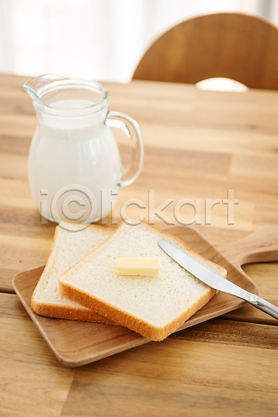 사람없음 JPG 포토 갈색 나이프 버터 브런치 빵 스튜디오촬영 식빵 식사 식탁 실내 아침 아침식사 음식 토스트