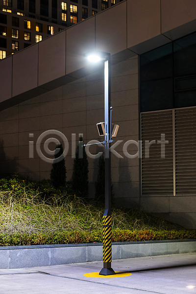 사람없음 JPG 포토 가로등 건축물 공원 광교호수공원 빛 스피커 안내방송 야간 야경 야외 조명 풍경(경치)