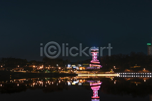 사람없음 JPG 포토 가로등 건축물 공원 광교호수공원 반사 빛 야간 야경 야외 조명 풍경(경치)