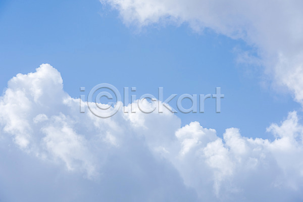 사람없음 JPG 로우앵글 포토 구름(자연) 날씨 맑음 봄 야외 주간 파란색 풍경(경치) 하늘