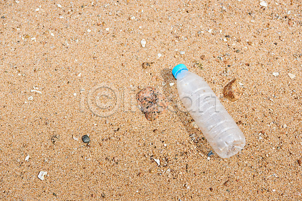 사회이슈 수질오염 환경오염 사람없음 JPG 포토 그린캠페인 모래 바다 쓰레기 야외 오염 왕산해수욕장 자연 자연보호 주간 페트병 해변 해양쓰레기 환경