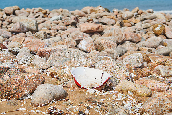 사회이슈 수질오염 환경오염 사람없음 JPG 포토 그린캠페인 모래 바다 쓰레기 야외 오염 왕산해수욕장 자연 자연보호 주간 해변 해양쓰레기 환경