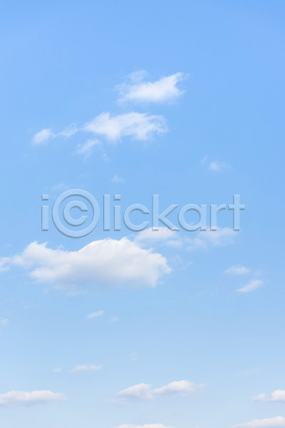 사람없음 JPG 포토 겨울 구름(자연) 뭉게구름 백그라운드 야외 자연 주간 풍경(경치) 하늘 하늘색 햇빛