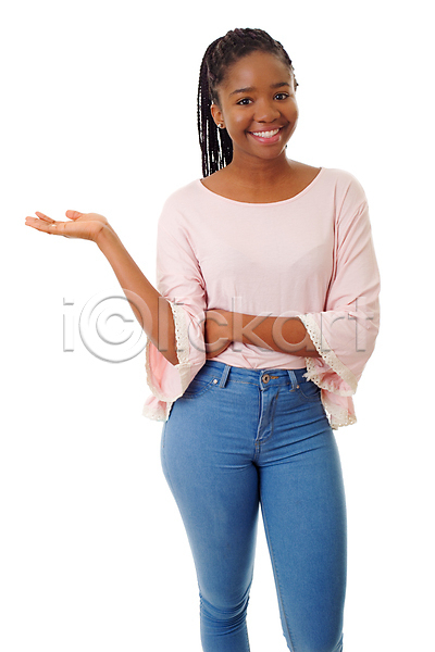기쁨 행복 사람 성인 성인여자한명만 여자 한명 JPG 포토 해외이미지 긍정 라이프스타일 모델 미소(표정) 표현 학생 해외202007 흰배경