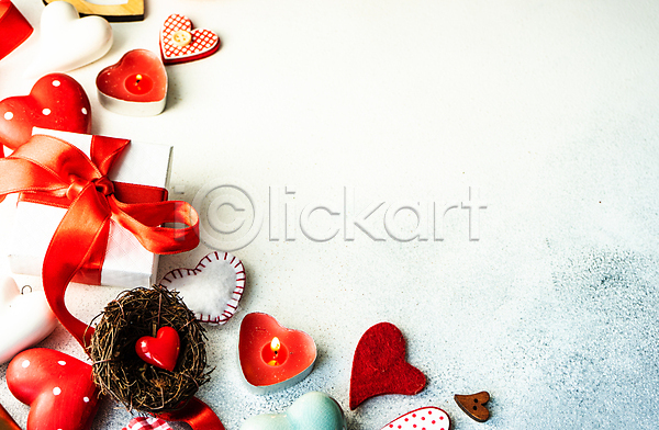 사랑 사람없음 JPG 포토 해외이미지 리본 발렌타인데이 선물상자 장식 초 프레임 하트 해외202007 흰배경