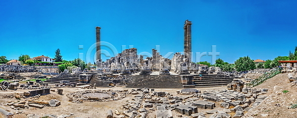 사람없음 JPG 포토 해외이미지 건물 건축양식 골동품 기둥 깨짐 문화 보호구역 사찰 쌍둥이 여행 역사 조각 칠면조 큼 폐허 하늘 해외202007 해외포토