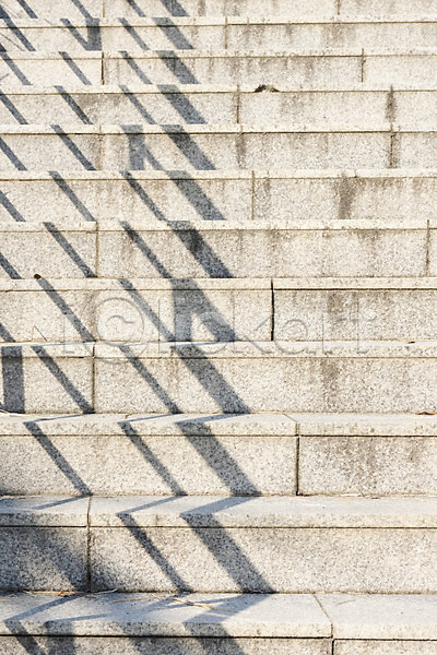사람없음 JPG 포토 계단 그림자 바닥 백그라운드 야외 오후 울타리 주간 햇빛
