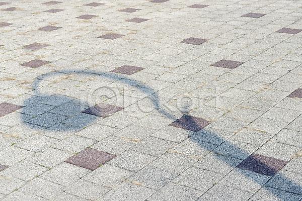 사람없음 JPG 포토 가로등 그림자 바닥 백그라운드 야외 오후 주간 햇빛