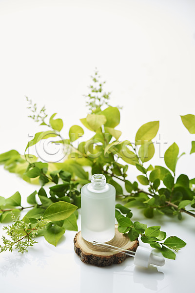 사람없음 JPG 포토 공병 뷰티 스튜디오촬영 식물 실내 오브젝트 우드코스터 잎 화장품 흰배경